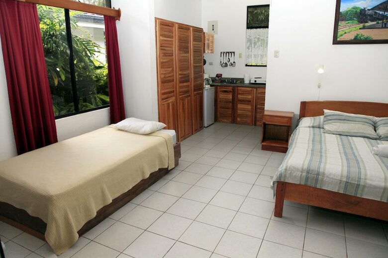Hotel Colinas Del Sol