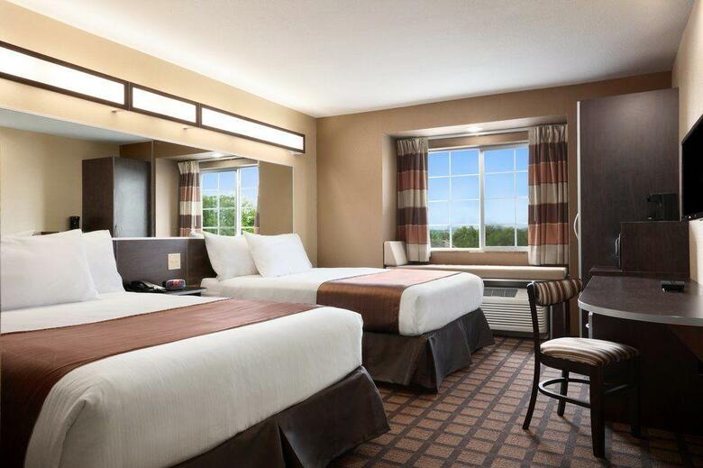 Hotel Microtel Inn & Suites By Wyndham Cotulla