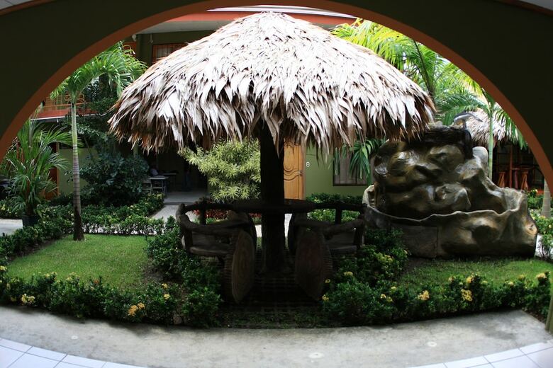 Hostal Arenal Hostel Resort