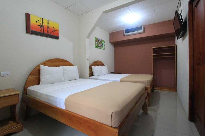 Hostal Arenal Hostel Resort