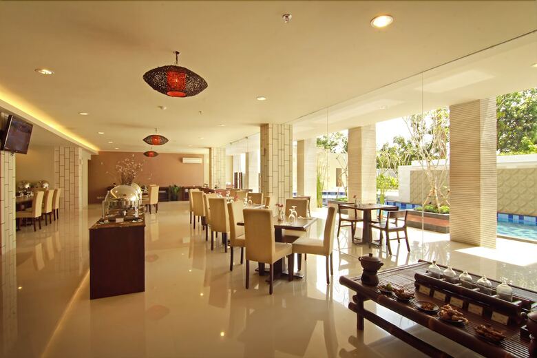 Bueno Colombo Hotel