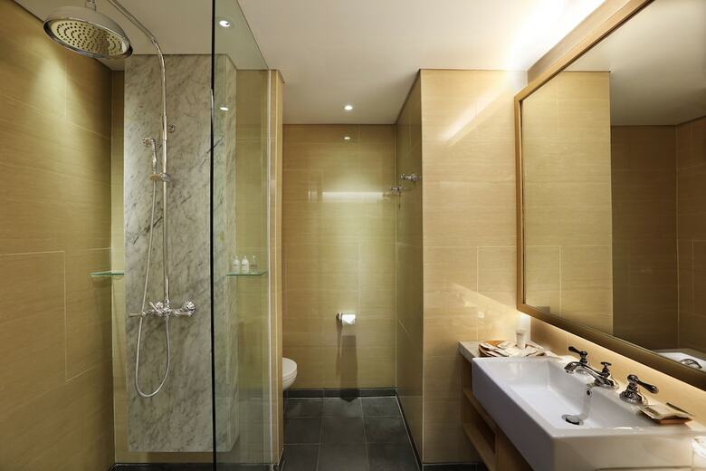 Apartamento Ossotel Legian Bali