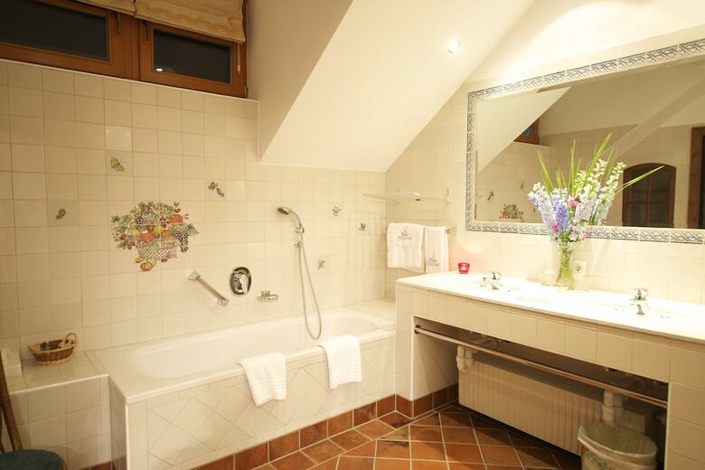 Schlosshotel Bergschl�ssl