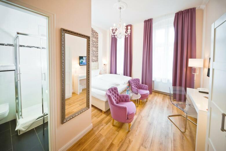 Pension Arco Hotel
