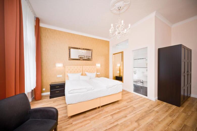 Pension Arco Hotel