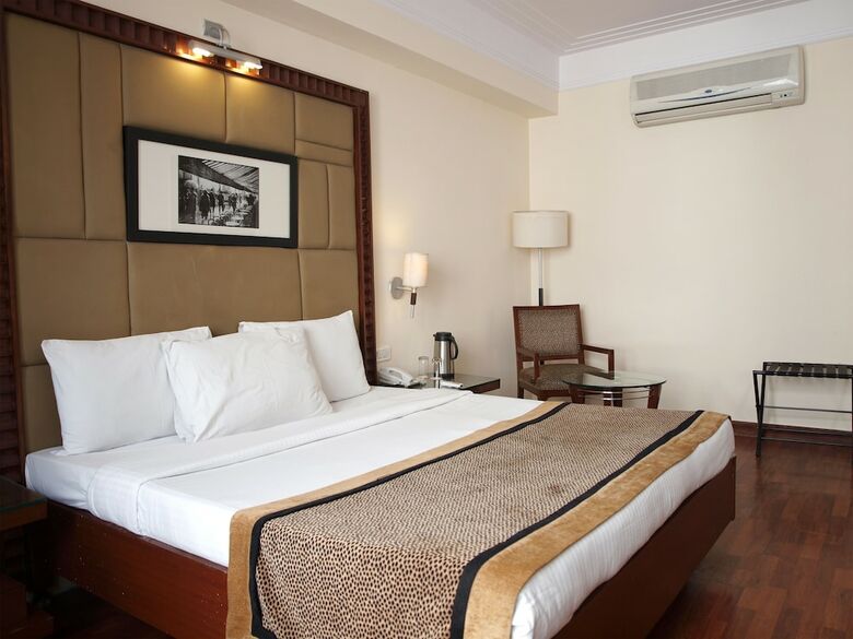 Hotel The Bmk