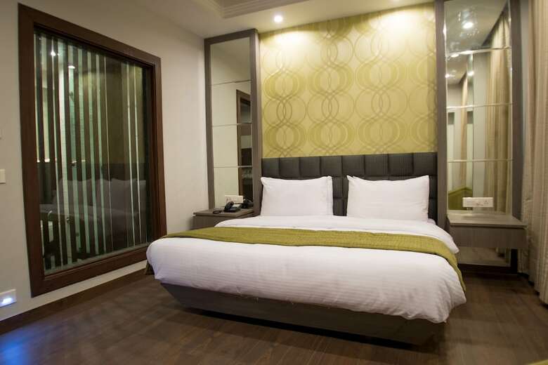 Hotel Narula's Aurrum