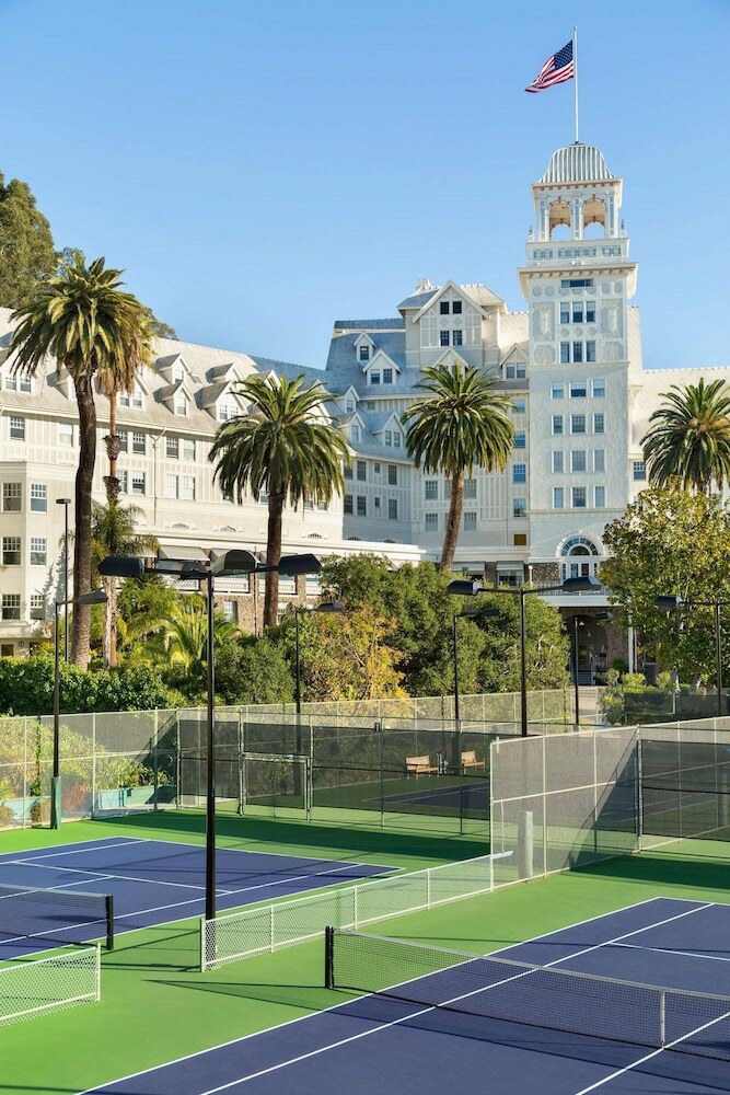 Claremont Club & Spa - A Fairmont Hotel