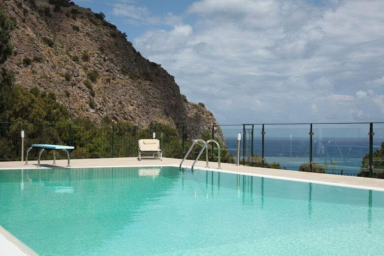 Apartamentos Villa Santa Barbara