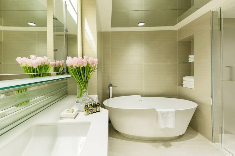 Regal Oriental Hotel - Hong Kong