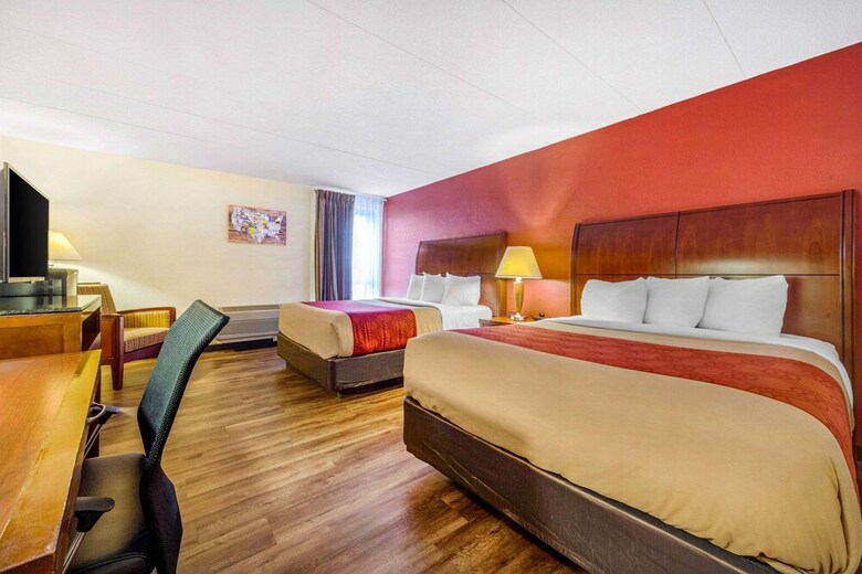 Motel Econo Lodge Inn & Suites