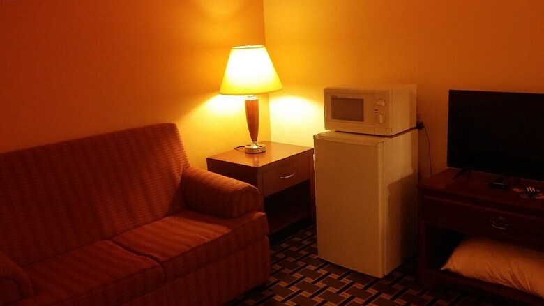 Motel Econo Lodge Inn & Suites