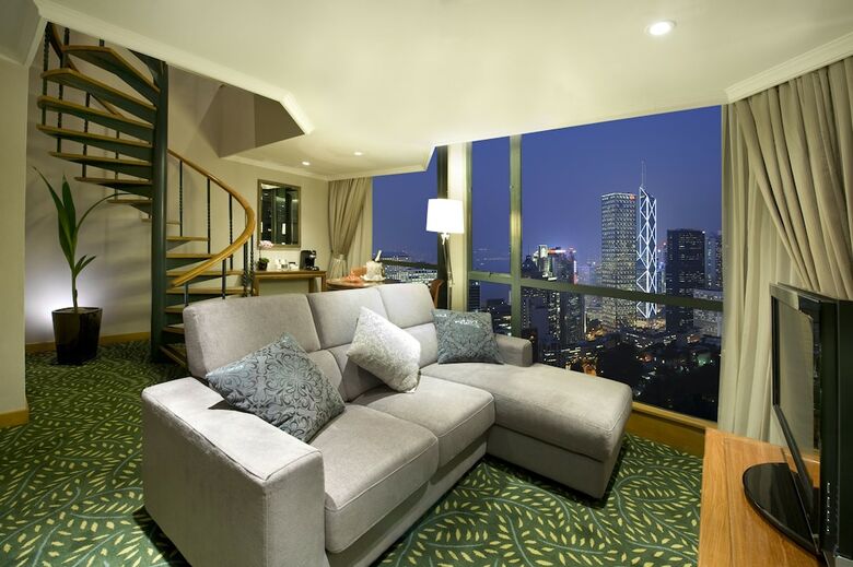 Hotel Bishop Lei International House