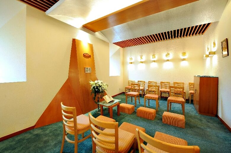 Hotel Bishop Lei International House