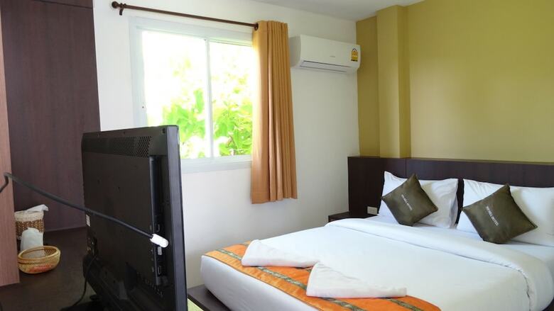 Mm Hill Hotel