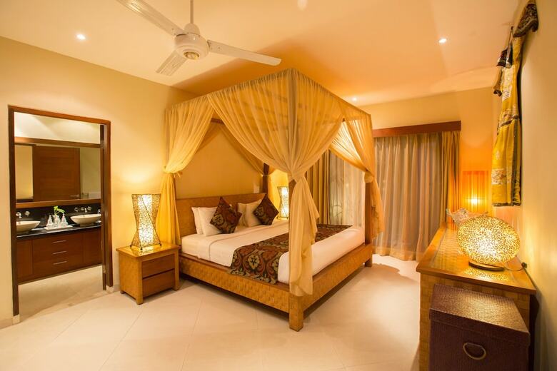 Villa Seriska Seminyak Bali