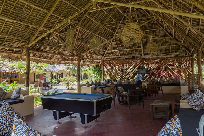Hotel Reef & Beach Resort