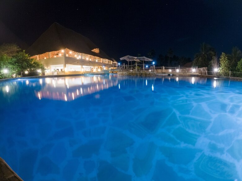 Hotel Reef & Beach Resort