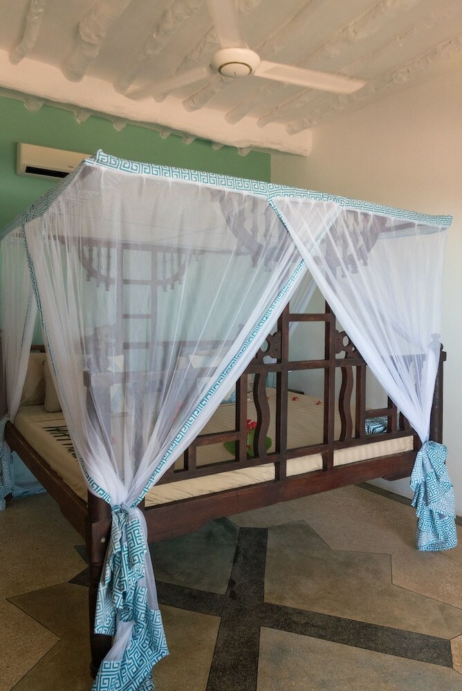 Hotel Reef & Beach Resort