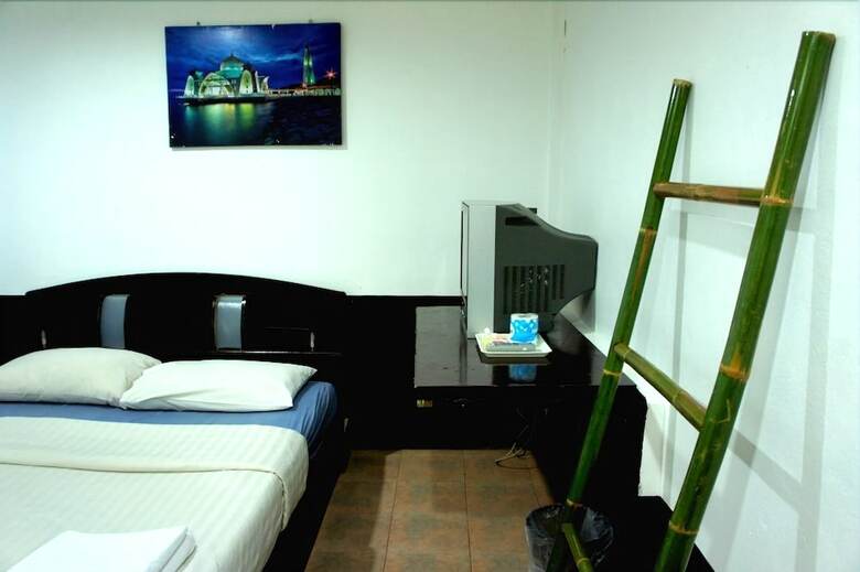 Hotel Flashpackers