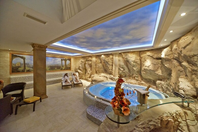 Hotel ?tef�nik