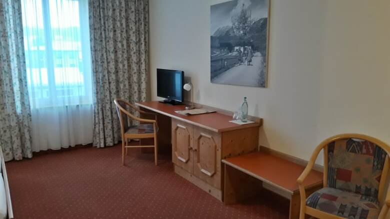 Hotel & Gasthof Zur Post