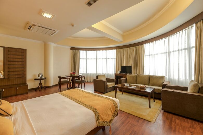 Airport Hotel