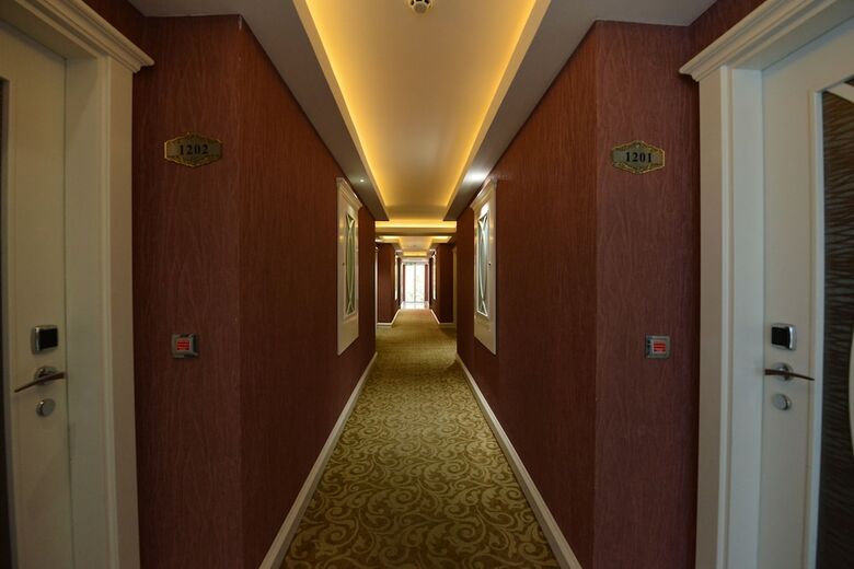 Ocean Blue High Class Hotel