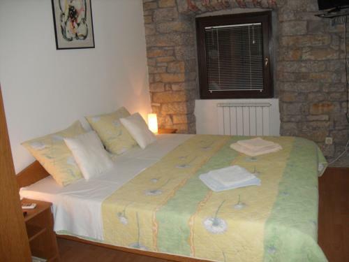 Hostal Rooms Svalina