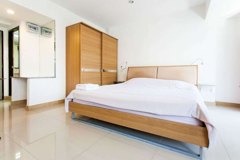 Apartamentos Galare Thong Tower
