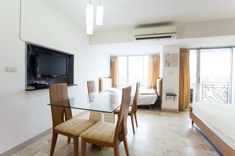 Apartamentos Galare Thong Tower