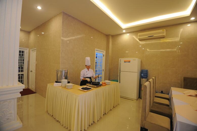 A25 Hotel De Tham