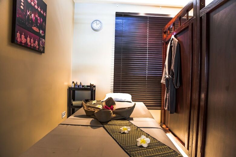 Hotel Ibis Styles Accra Airport