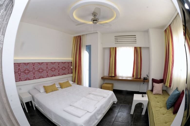 La Brezza Suite & Hotel