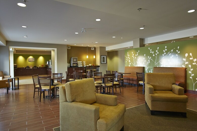 Hotel Sleep Inn Regina East