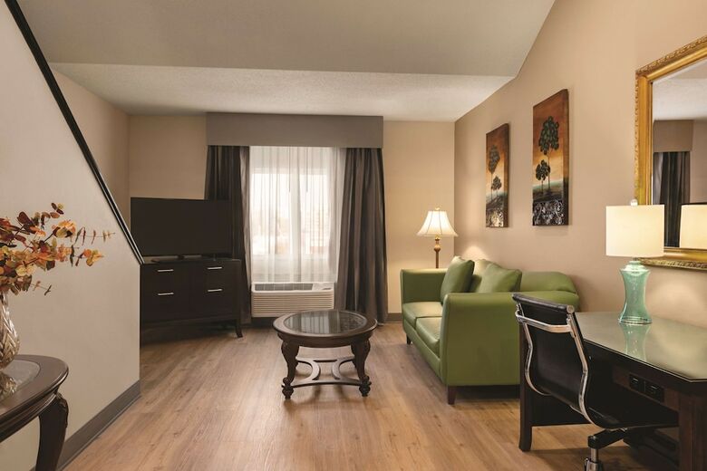 Radisson Hotel And Conference Center Rockford