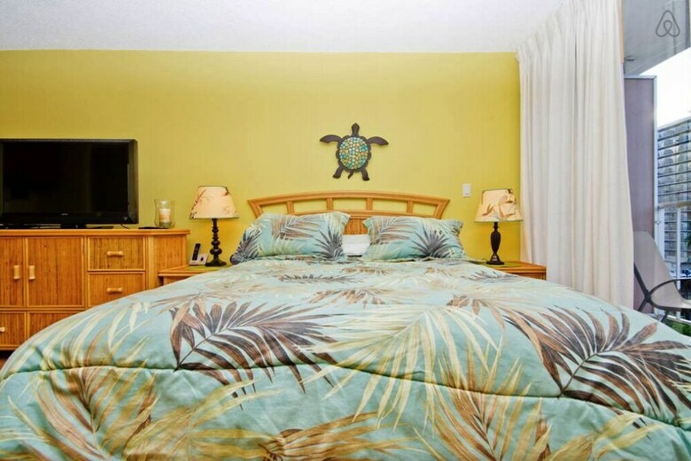 Apartamentos Tropical Studios At Marine Surf Waikiki
