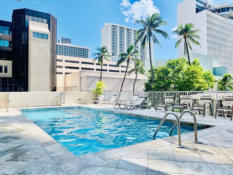 Apartamentos Tropical Studios At Marine Surf Waikiki