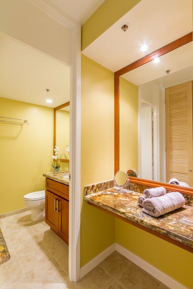 Apartamentos Tropical Studios At Marine Surf Waikiki