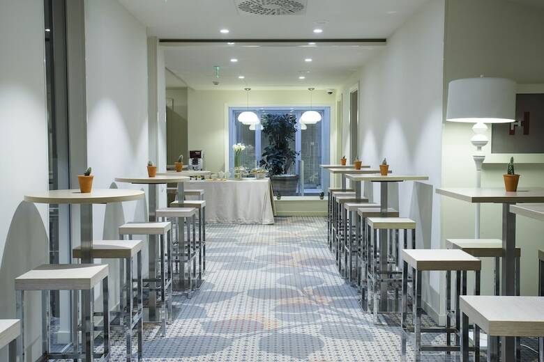 Jump Inn Hotel Belgrade