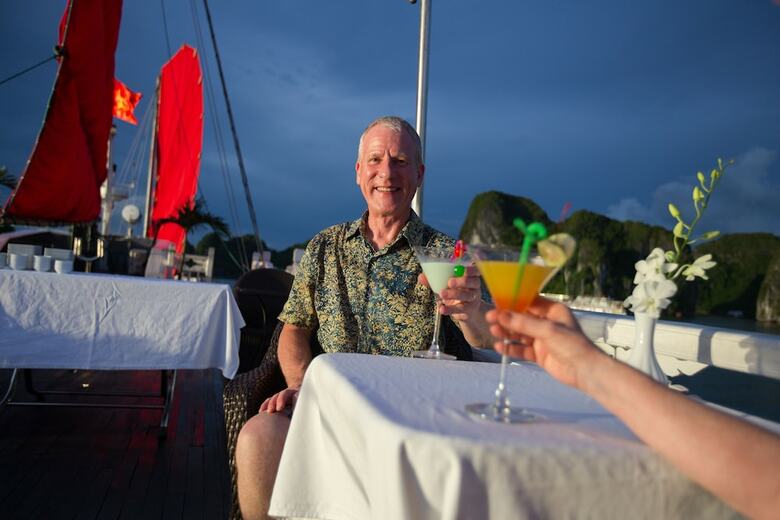 Syrena Cruises