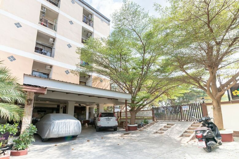 Hotel Oyo Chaba Garden Resort & Service