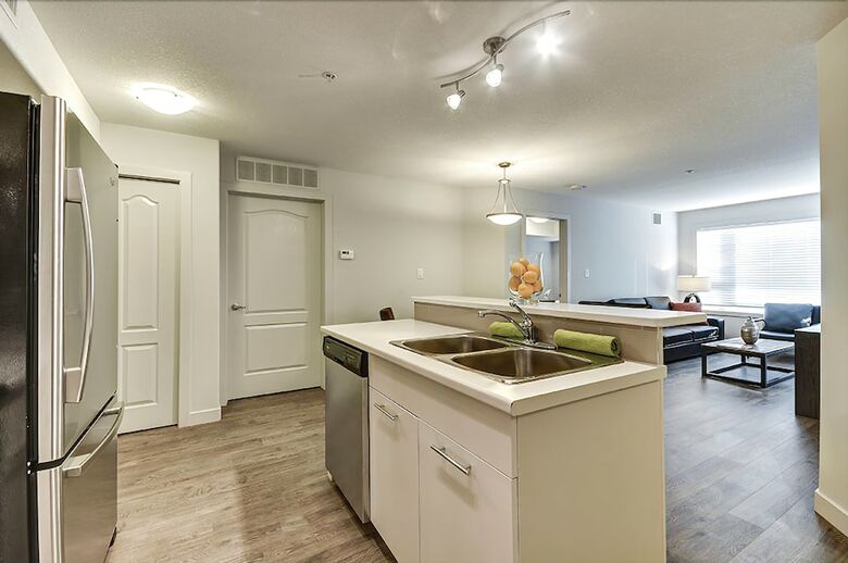 Hotel East Village Suites