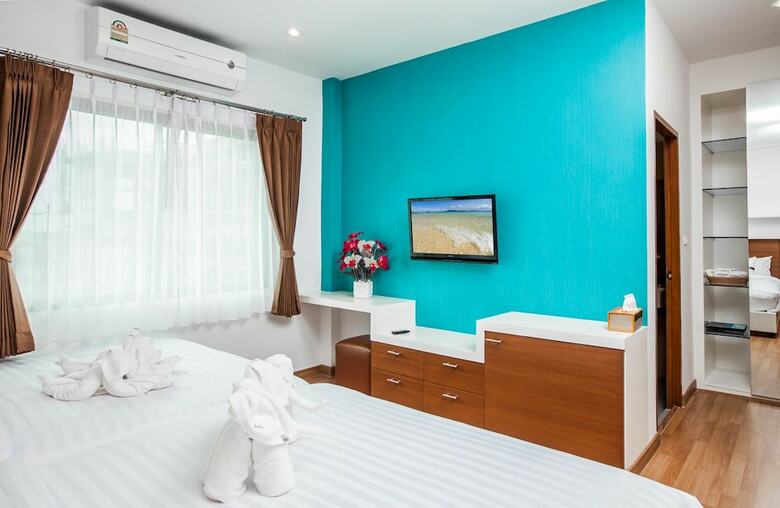 Hotel Modern Place Patong Beach