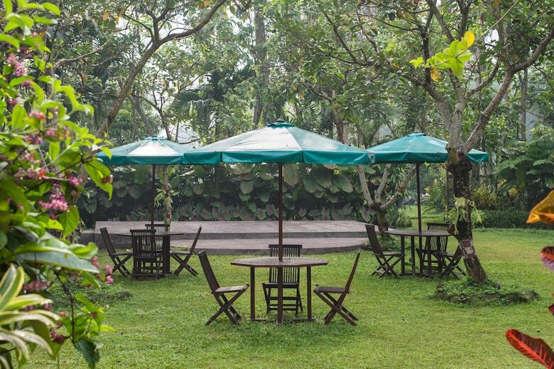 Rumah Boedi Private Residence Villa