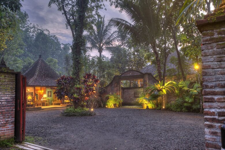 Rumah Boedi Private Residence Villa