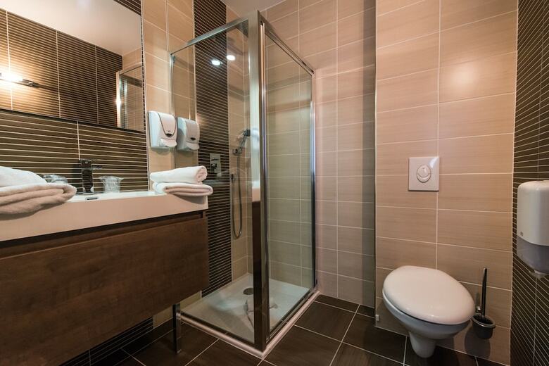 Hotel H�tel Holidays & Work