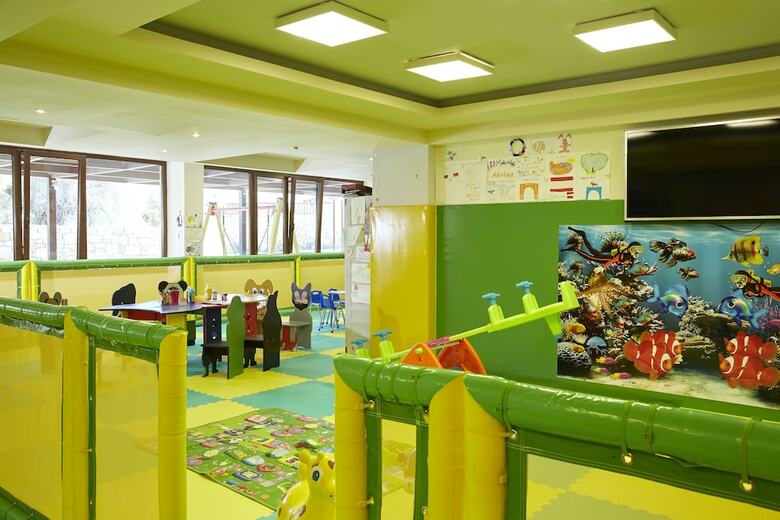 Anthemus Sea Beach Hotel & Spa