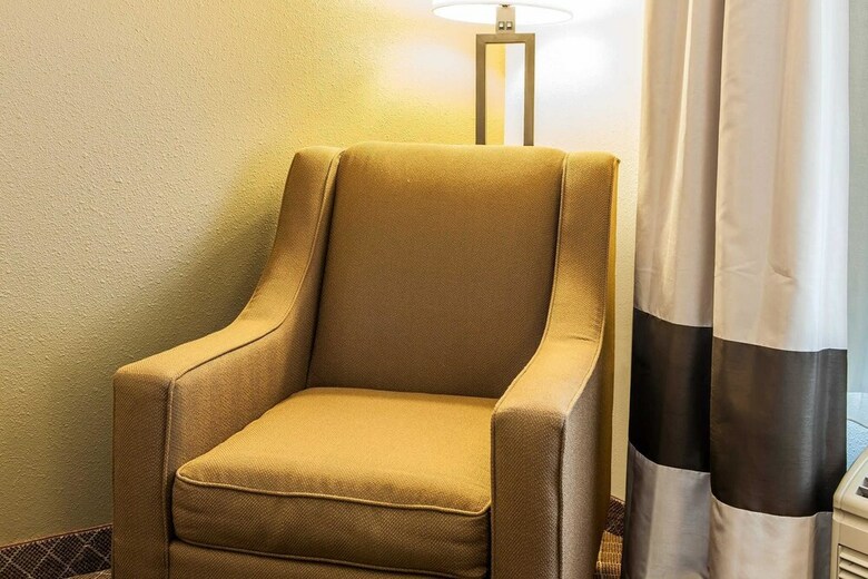 Hotel Comfort Inn East