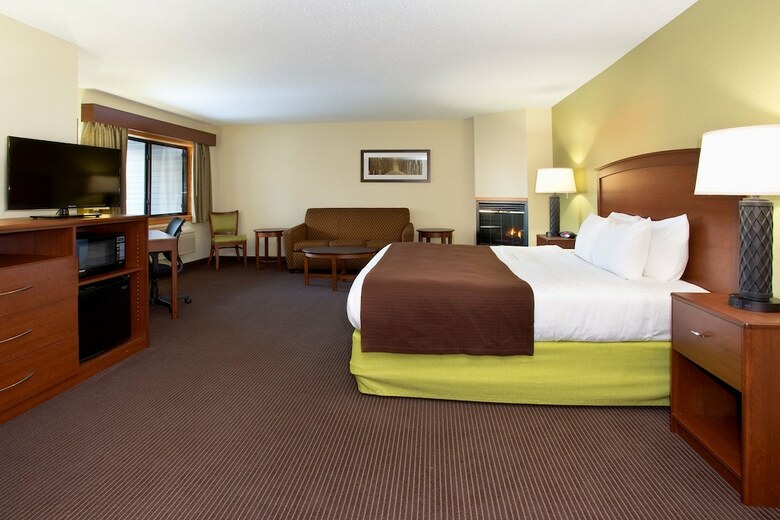 Cobblestone Hotel & Suites ? Wisconsin Rapids